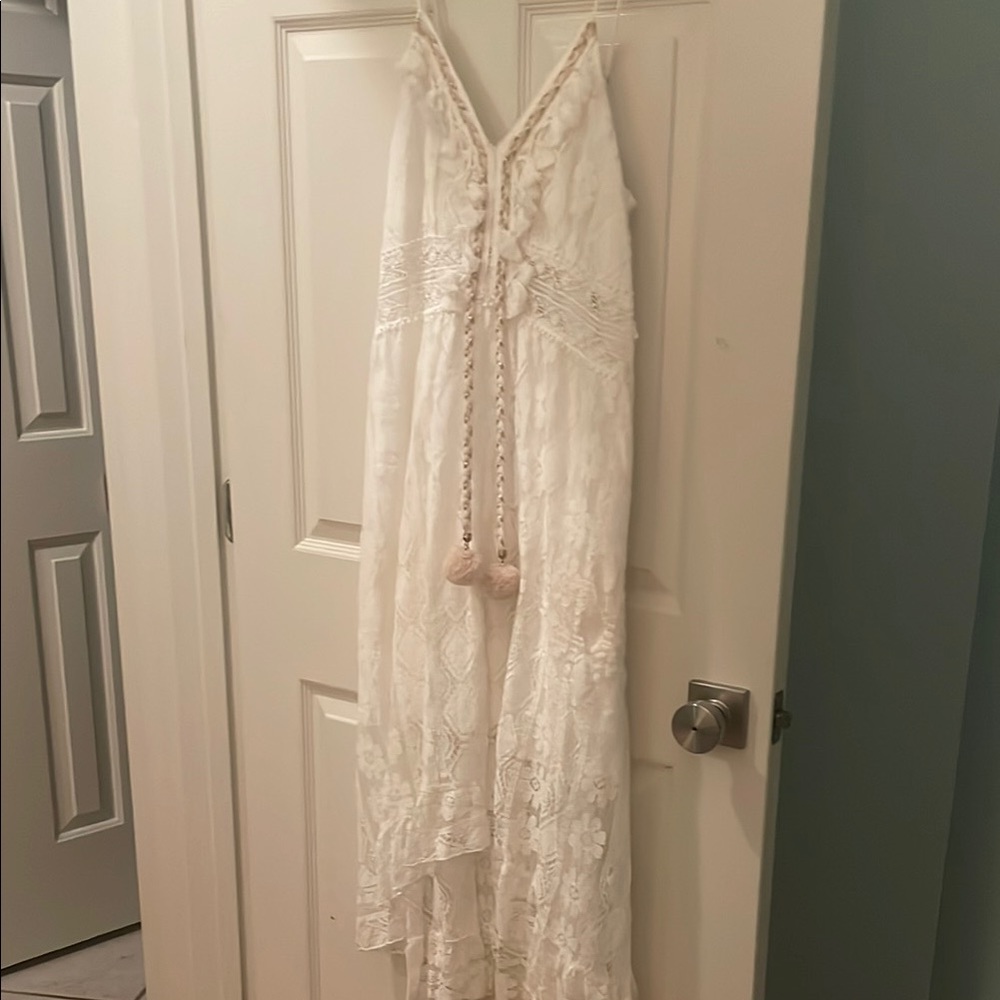 Elegant White Lace Dress